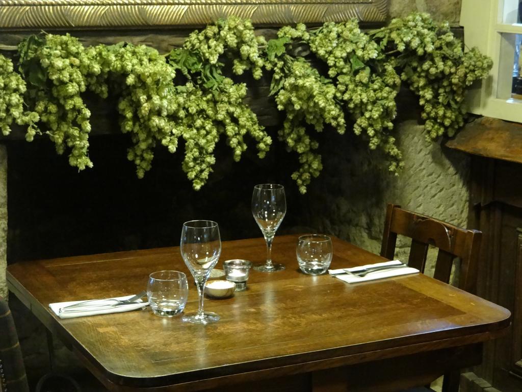 فندق The Talkhouse Stanton Saint John المظهر الخارجي الصورة